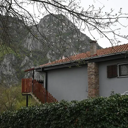 Canyon Matka Nature With A Terrace Apartment Skopje